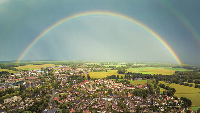Martin Podt MPP347 - Under the Rainbow - Rainbow, Landscape, Houses, Neighborhood from Penny Lane Publishing